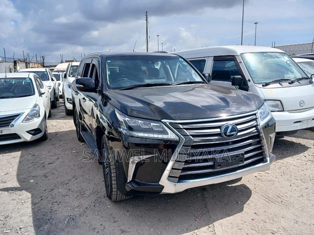 Lexus LX 570 AWD 2017 Black