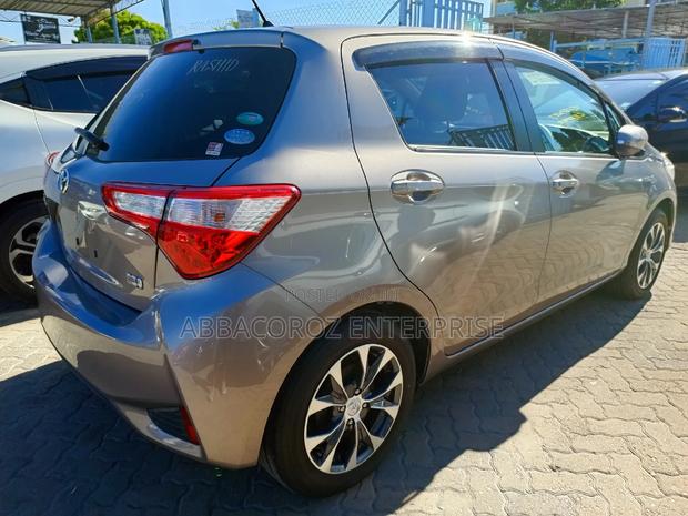 Fuel-efficient 1.5L Hybrid engine, delivering a combined MPG of 67.3.