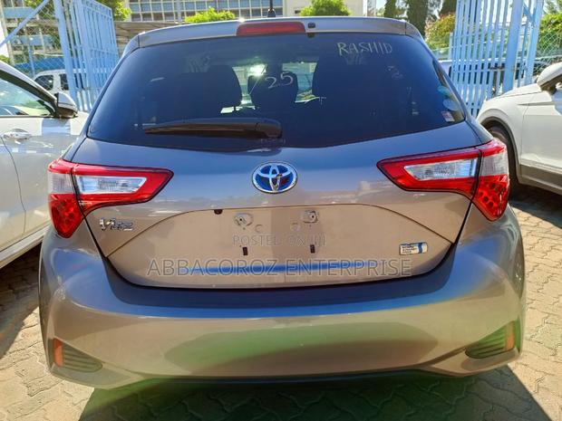 Fuel-efficient 1.5L Hybrid engine, delivering a combined MPG of 67.3.
