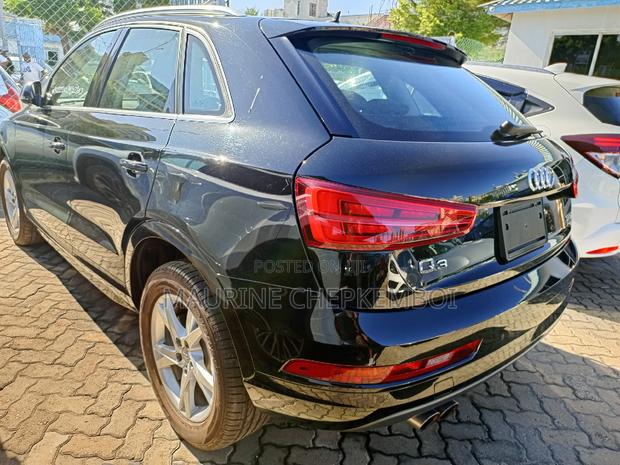 2018 Audi Q3 2.0 TFSI 180hp Black: Elevate Your Drive with Power and Style