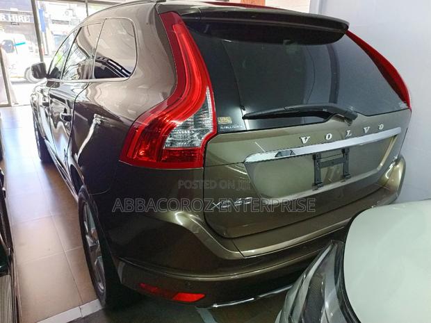 2017 Gold Volvo XC60 T6 R-Design AWD AWD - Used Premium SUV Available