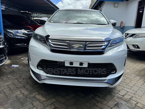 2017 Toyota Harrier 2.0 White - Stylish and Powerful SUV