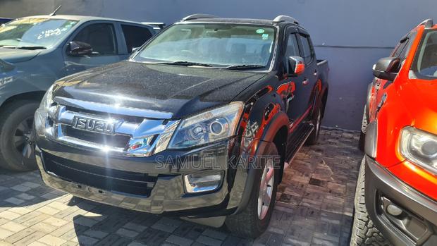 2017 Isuzu D-MAX Gray - Power, Performance, and Style