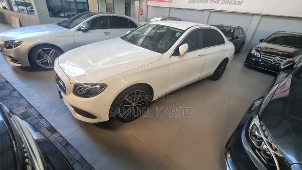 2017 Mercedes-Benz C200 - White Edition