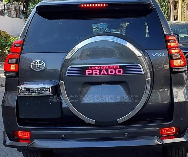 2018 Gray Toyota Land Cruiser Prado 2.8D: Powerful and Practical