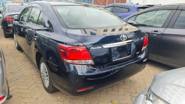 2018 Toyota Allion Blue: Compact Sedan, Big on Comfort