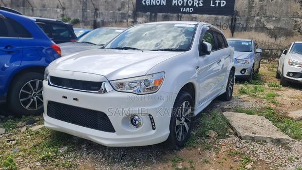 Mitsubishi RVR 2017 - Pre-owned - White - Available