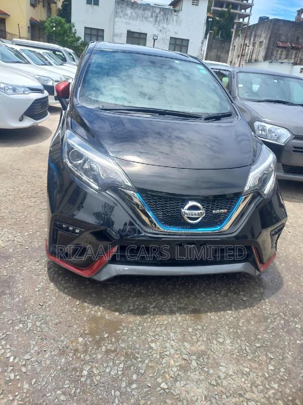 Nissan Note 1.2 Hybrid NISMO 2017 Black