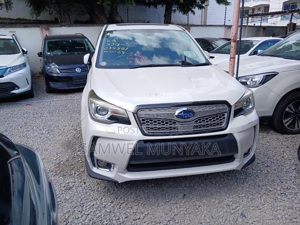 Subaru Forester 2.0XT Premium AWD 2017 Pearl