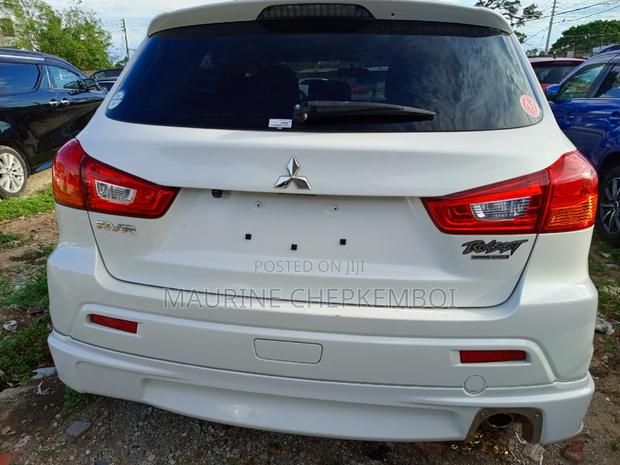 White 2017 Mitsubishi RVR - Luxury Compact SUV with Superior Performance