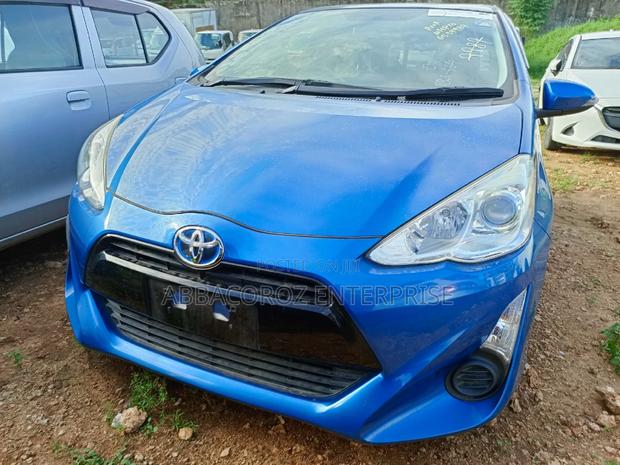 Toyota Aqua 2016 Blue: Affordable Efficiency Awaits!