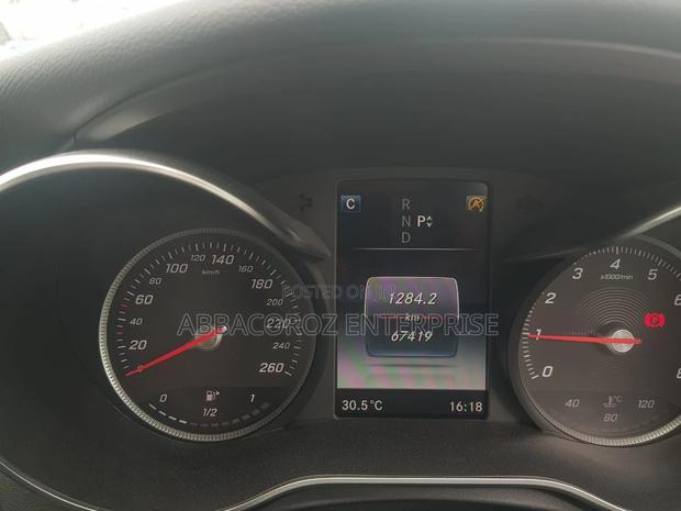 Pre-Owned 2016 Mercedes-Benz C200 Silver Luxury Saloon