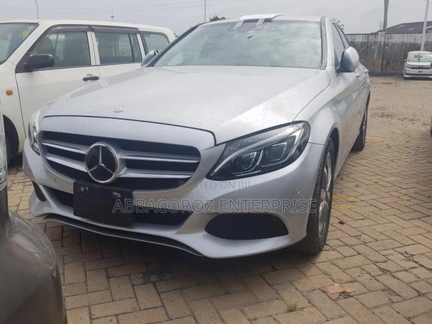 Pre-Owned 2016 Mercedes-Benz C200 Silver Luxury Saloon