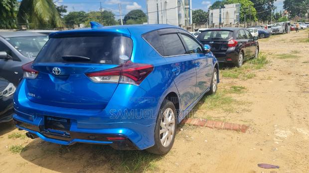Sleek 2017 Toyota Auris in Blue: Stylish and Sustainable