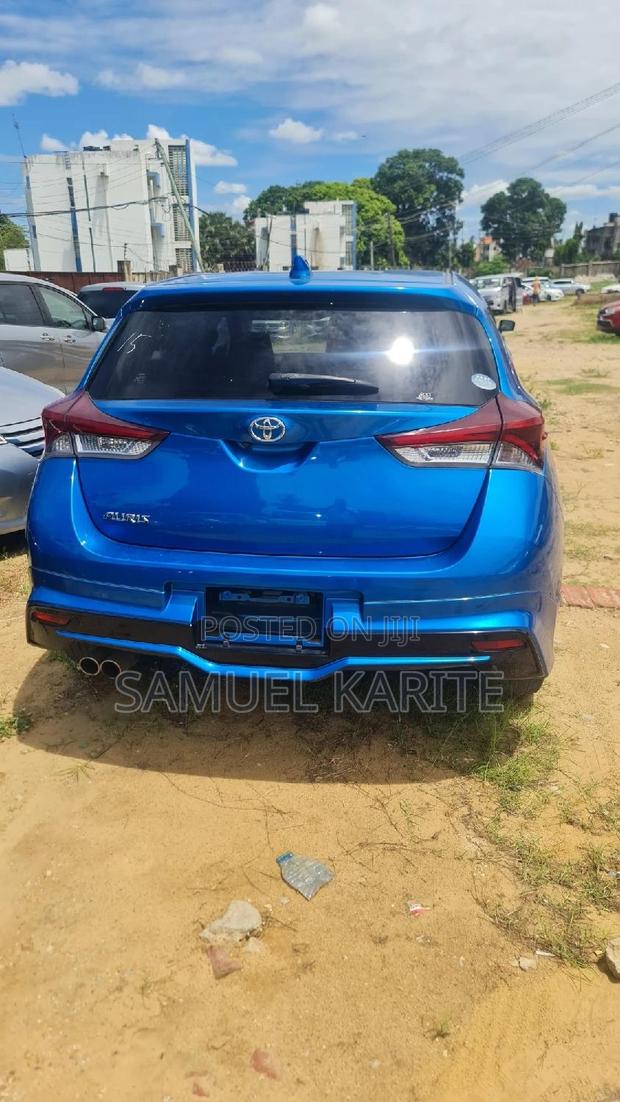 Sleek 2017 Toyota Auris in Blue: Stylish and Sustainable