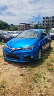 Sleek 2017 Toyota Auris in Blue: Stylish and Sustainable for sale