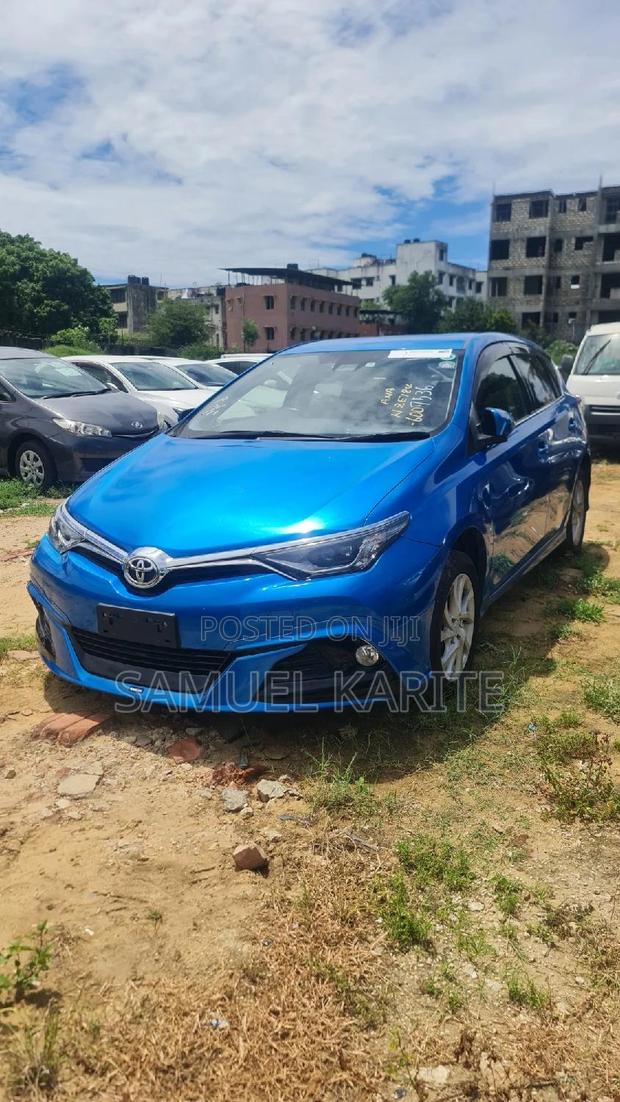 Sleek 2017 Toyota Auris in Blue: Stylish and Sustainable