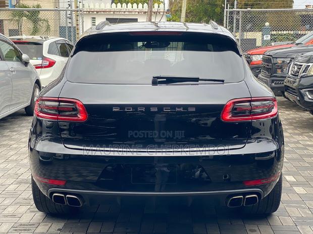 Pre-owned 2016 Porsche Macan S - Black Edition - Luxury SUV