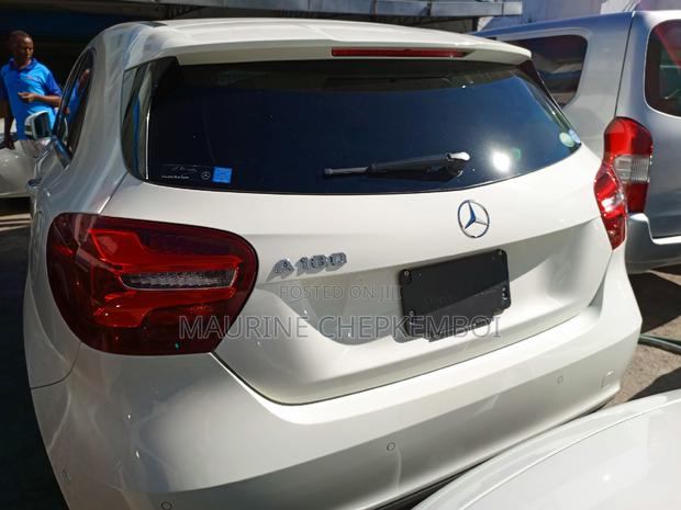 Pearl-Coated 2017 Mercedes-Benz A-Class: Compact Luxury Sedan
