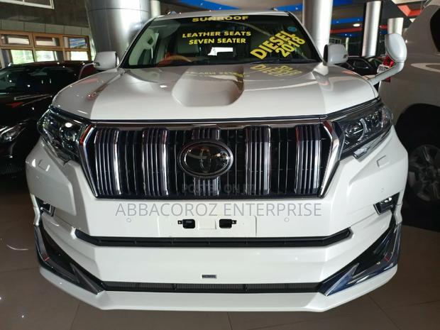 White 2018 Toyota Land Cruiser Prado 3.0 172hp