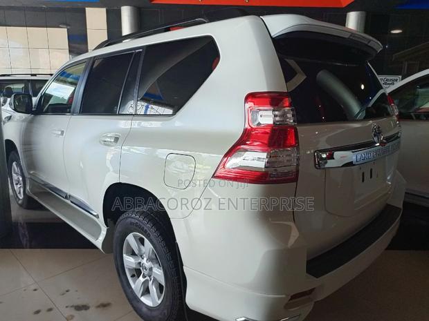 Used 2016 Toyota Land Cruiser Prado 2.7 VVT-i - Pearl Color