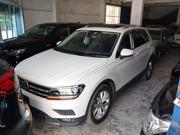 Volkswagen Tiguan 2.0T Sport FWD 2017 Pearl for sale