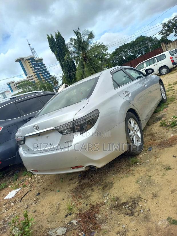 Toyota Mark X 2.5 AWD 2017 Silver