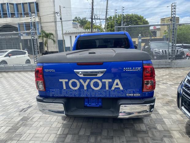 2019 Toyota Hilux Blue: Experience the Ultimate Off-Road Adventure