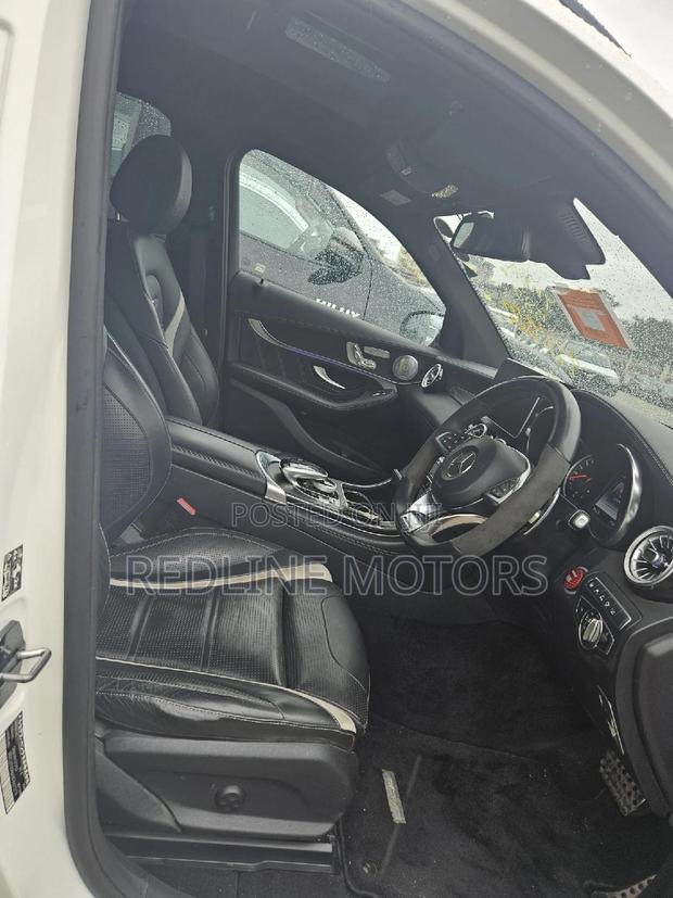 White 2017 GLC-Class Mercedes-Benz - Premium Compact SUV