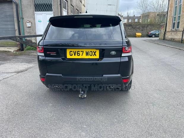 New 2017 Land Rover Range Rover Sport in Black - Stylish and Powerful