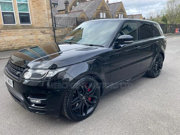New 2017 Land Rover Range Rover Sport in Black - Stylish and Powerful