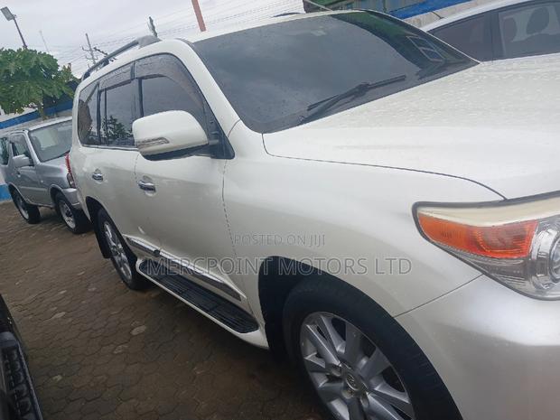 Toyota Land Cruiser 4.6 V8 ZX 2015 White