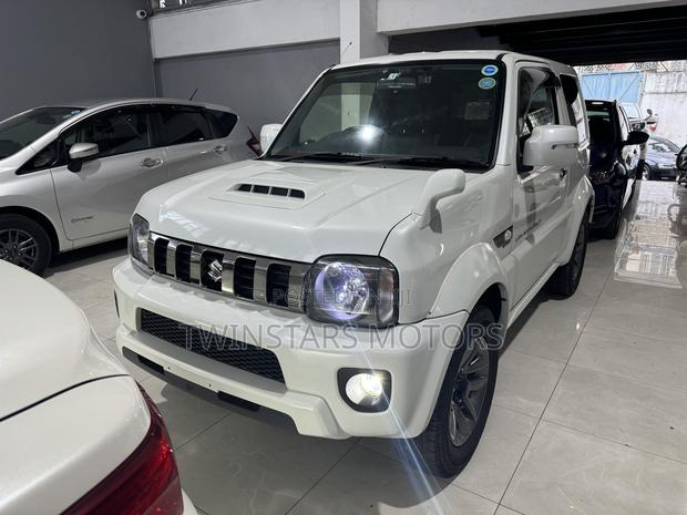 2017 Suzuki Jimny White: Compact Adventure Awaits with this SUV
