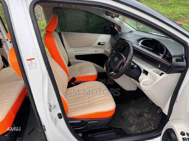 Toyota Sienta 2016 White