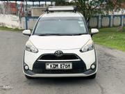 Toyota Sienta 2016 White for sale