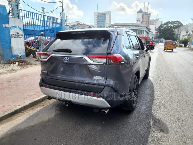 2020 Toyota RAV4 - Gray Model - Affordable and Stylish SUV