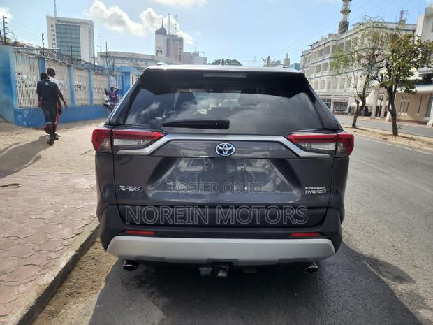 2020 Toyota RAV4 - Gray Model - Affordable and Stylish SUV