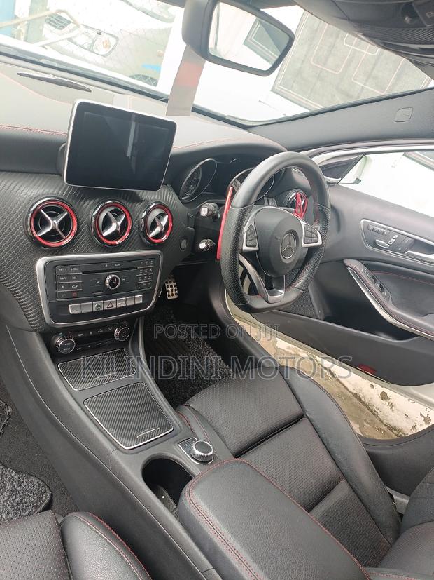 Mercedes-Benz B-Class Base B 250e 2017 White