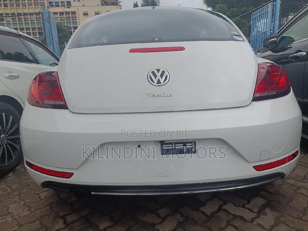 Volkswagen Beetle 2017 White