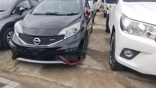 Nissan Note Black - 2017 Compact Car with Style and Efficiency