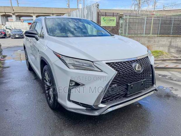 Used 2018 Lexus RX 200 White: Affordable Luxury SUV