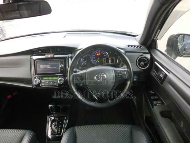 Black 2018 Toyota Corolla Fielder - Spacious and Stylish