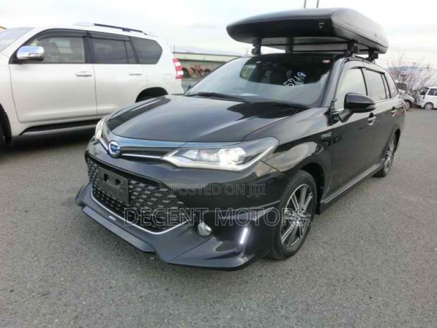 Black 2018 Toyota Corolla Fielder - Spacious and Stylish