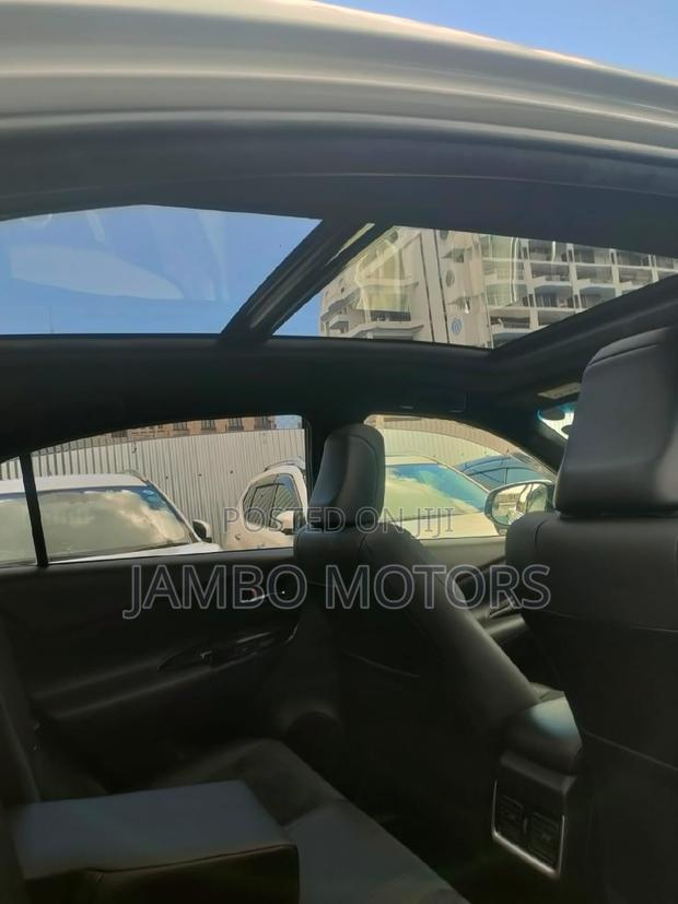 2017 Toyota Harrier 2.0 Turbo - Premium White
