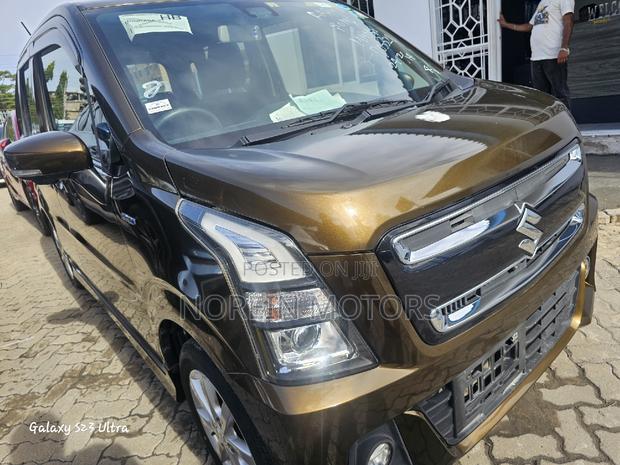 Brown 2018 Suzuki Solio - Quality Used Car Offer