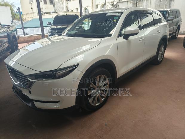 Stylish Mazda CX-8 2.2 AWD 7-Seater 2018 White - Quality Ride Guaranteed