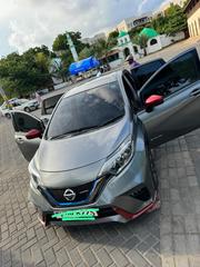 Nissan Note 2018 Gray for sale