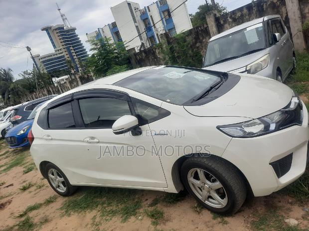 2017 Honda Fit LX White - Quality Compact Vehicle