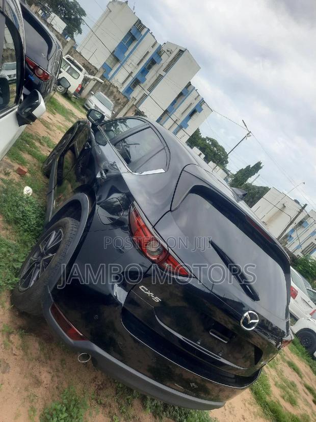 Mazda CX-5 2.2 Diesel FWD (2017) - Stylish Black Version
