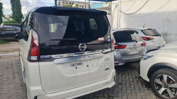 New 2017 Nissan Serena in White - Comfortable MPV